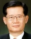 변호사, 학교법인인인 김동건의 대표 이미지