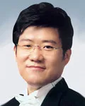 성악가인 윤상준의 대표 이미지