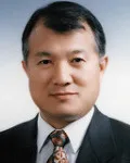 특수단체인, (전직)대학교수인 문형남의 대표 이미지