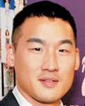 패션디자이너인 리처드 채의 대표 이미지