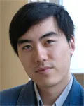 영화감독인 융창의 대표 이미지