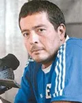 영화감독인 카를로스 모레노의 대표 이미지