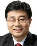 공무원인 최우영의 대표 이미지