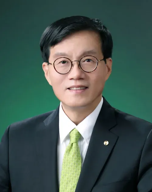 금융인, (전직)대학교수인 이창용의 대표 이미지