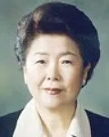 의료복지종사자인 홍소자의 대표 이미지