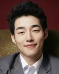 영화배우, 탤런트인 김무형의 대표 이미지