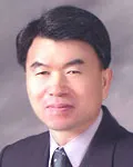 변호사, (전직)검사인 조동석의 대표 이미지