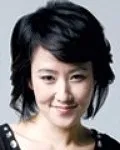 패션디자이너인 안윤아의 대표 이미지