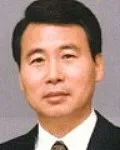 변호사인 윤종남의 대표 이미지
