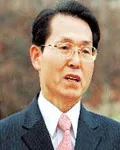 성악가인 김요한의 대표 이미지