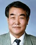 영화감독, 연극배우인 라봉한의 대표 이미지