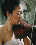 바이올린연주가인 조재경의 대표 이미지