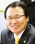 (전직)국회의원인 윤영의 대표 이미지