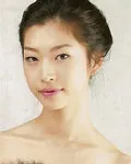 패션모델인 문다은의 대표 이미지