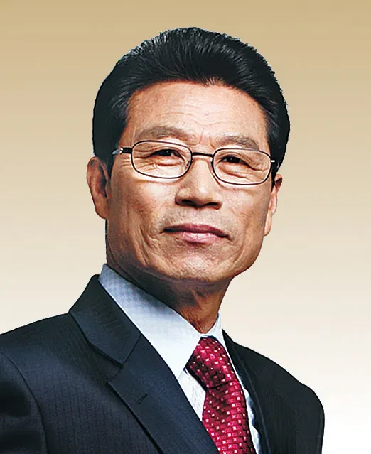 목사인 윤석전의 대표 이미지
