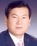 (전직)공무원인 김성호의 대표 이미지