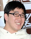 영화감독, 시나리오작가인 신동엽의 대표 이미지