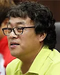 역도감독인 이형근의 대표 이미지
