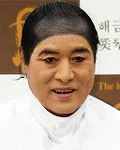(전직)패션디자이너인 앙드레 김의 대표 이미지