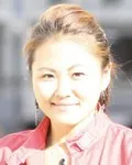 피아노연주가인 윤보라의 대표 이미지
