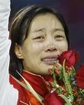 레슬링선수인 캐롤 휜의 대표 이미지