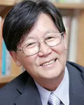 작가, 대학교수인 신영복의 대표 이미지