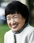 (전직)소설가인 박완서의 대표 이미지