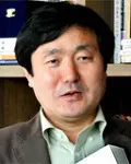 작가인 이덕일의 대표 이미지