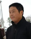 영화감독인 장츠의 대표 이미지