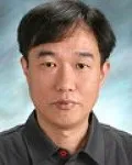 시인인 최일걸의 대표 이미지