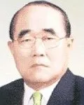 대학교수인 이종필의 대표 이미지