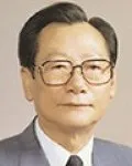 변호사인 김홍근의 대표 이미지