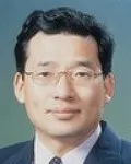 판사인 윤경의 대표 이미지