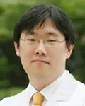 가수, 의사인 DP의 대표 이미지
