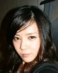 패션디자이너인 황영롱의 대표 이미지