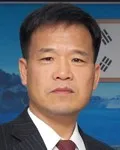 칼럼니스트인 이종납의 대표 이미지