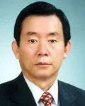 평론가, (전직)특수단체인인 김삼웅의 대표 이미지