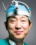 의사, 대학교수인 윤도흠의 대표 이미지