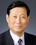 (전직)대학교수인 성준용의 대표 이미지