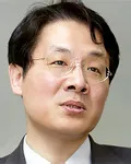 (전직)공무원, (전직)대학교수인 서동만의 대표 이미지