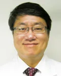 의사, (전직)대학교수인 윤서구의 대표 이미지