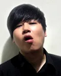 가수인 에로기타의 대표 이미지