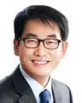 언론인, 대학교수, 광고홍보전문가인 이희선의 대표 이미지