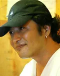 시인, 출판인인 김요일의 대표 이미지