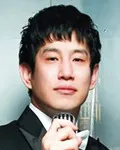가수인 전변필의 대표 이미지