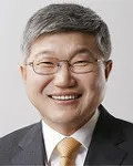 변호사, (전직)판사인 송영철의 대표 이미지