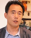 사진작가, 대학강사, 평론가인 진동선의 대표 이미지