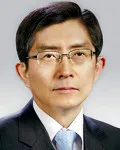 대법관, (전직)판사인 민일영의 대표 이미지