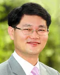 대학강사인 공용득의 대표 이미지