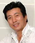 가수인 최신영의 대표 이미지